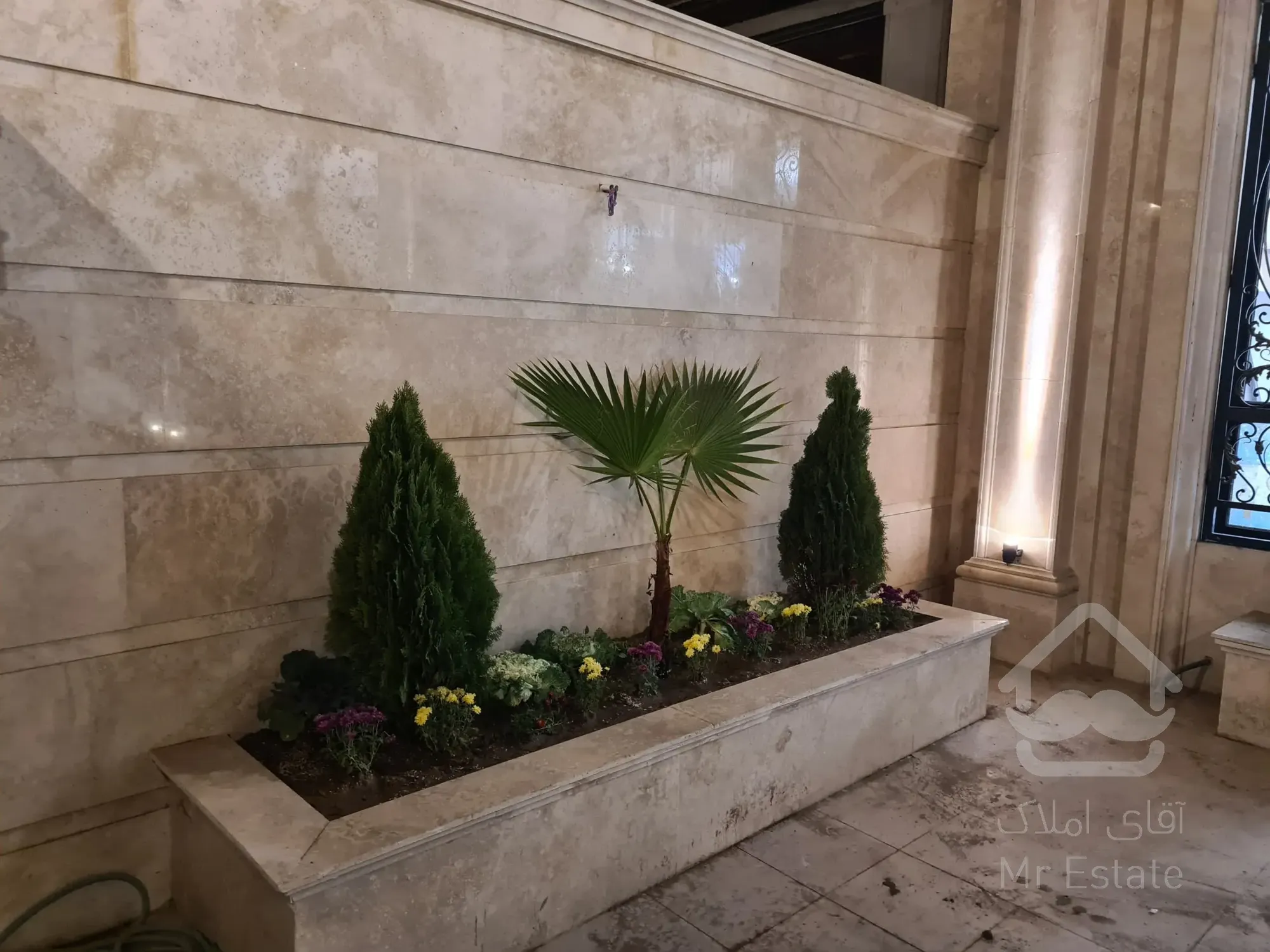 دوبلکس حیاطدار ۲۰۰متر