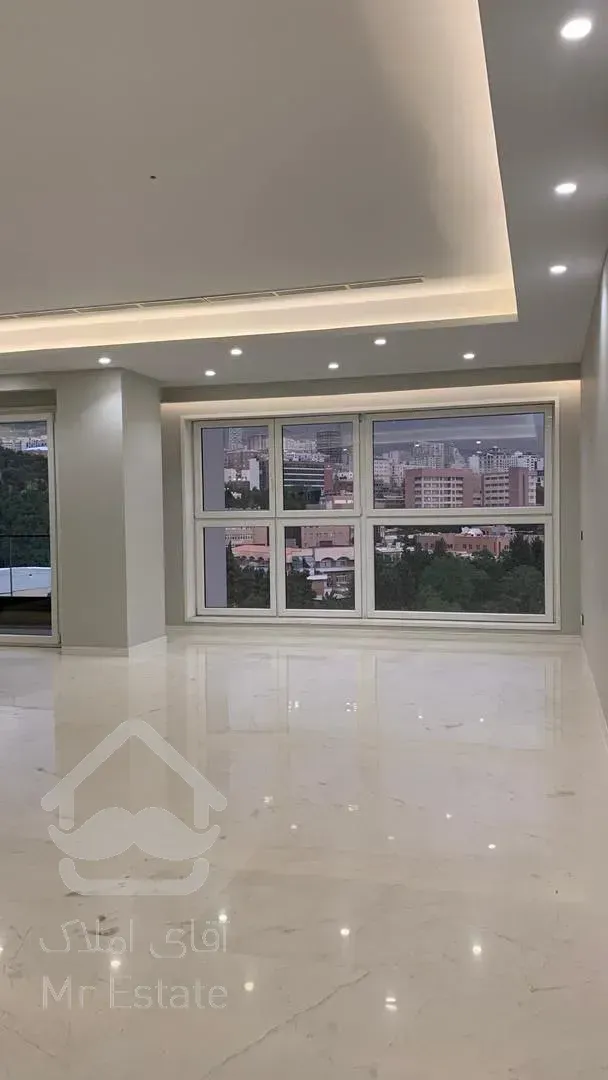 رهن برج مدرن ۲۲۶ متری در ولنجک