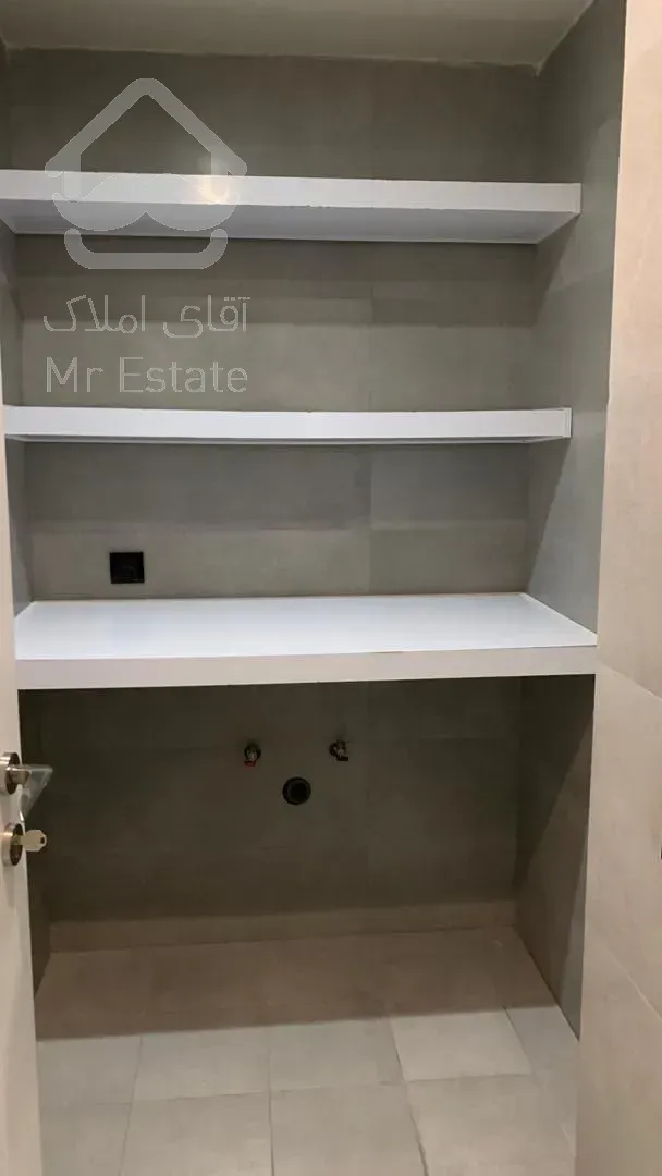 رهن برج مدرن ۲۲۶ متری در ولنجک