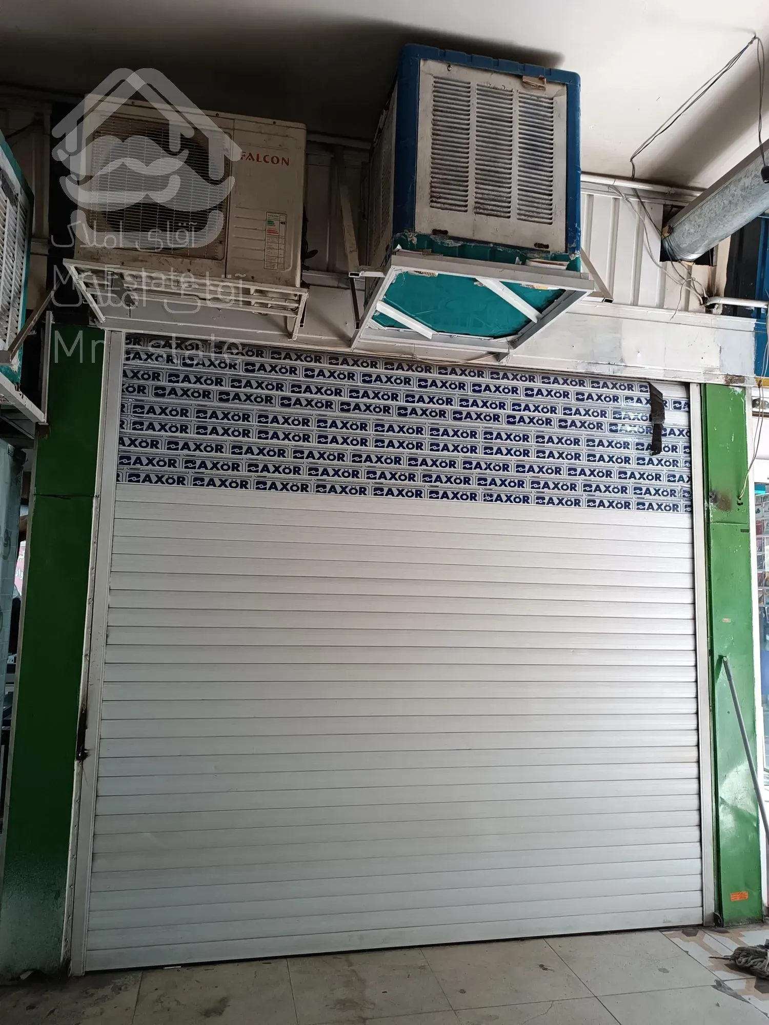 مغازه ، واقع در پاساژ دانشجو ، ۱۹ متر ، رهن