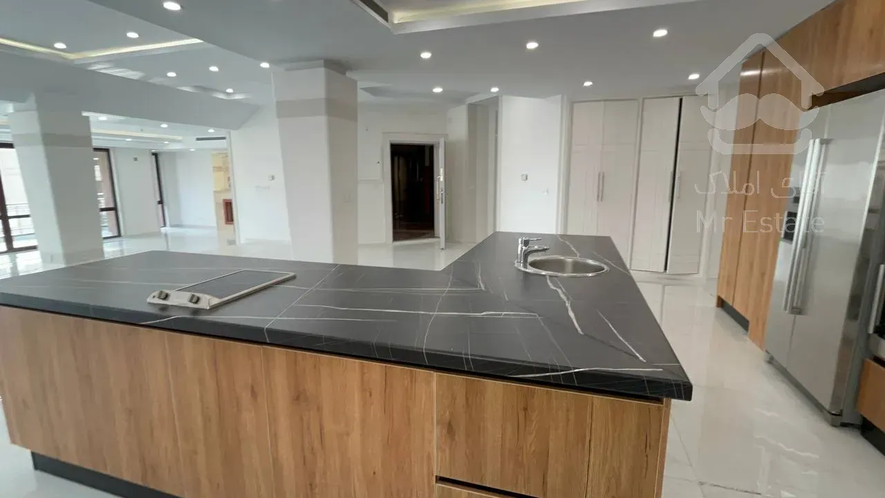 رهن برج باغ ۳۰۰ متری در ولنجک