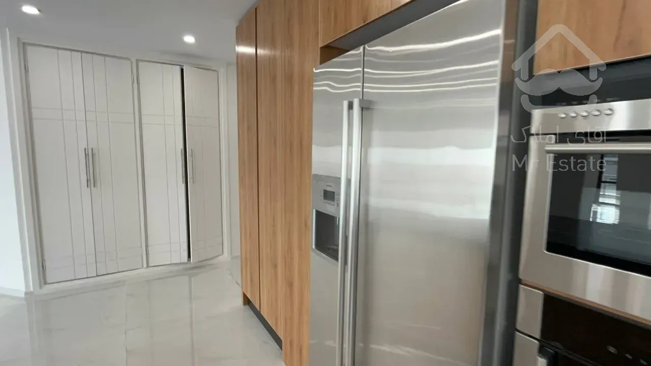 رهن برج باغ ۳۰۰ متری در ولنجک