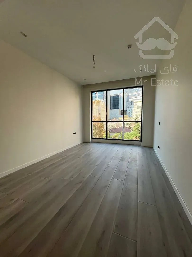 رهن آپارتمان ۳۳۰ متری در محمودیه