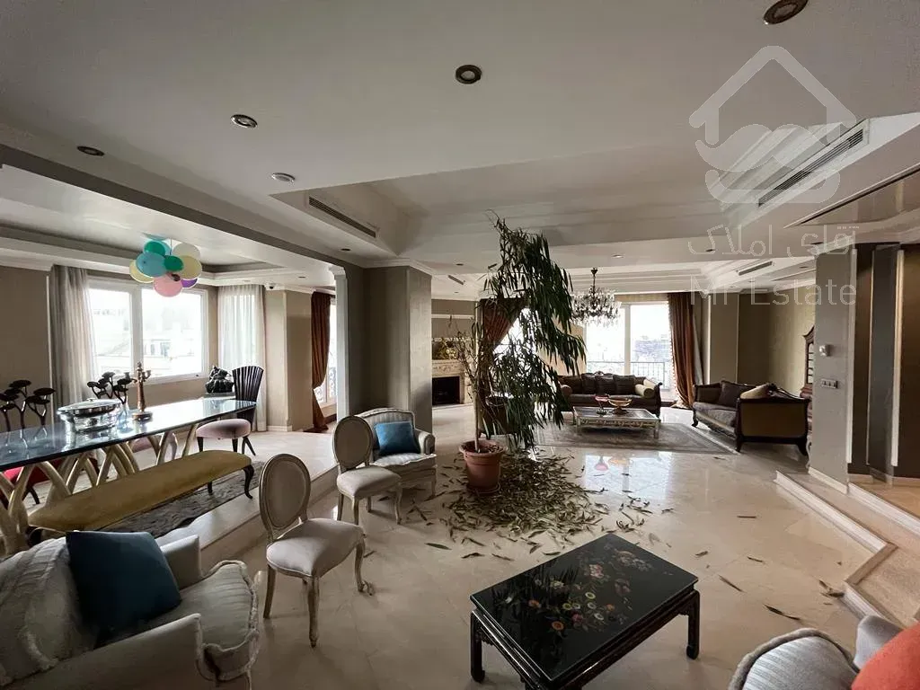 فروش پنت هاوس ۴۳۱ متری در زعفرانیه