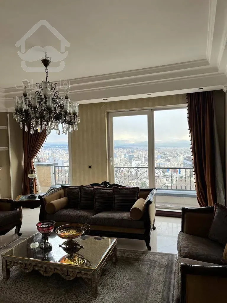 فروش پنت هاوس ۴۳۱ متری در زعفرانیه