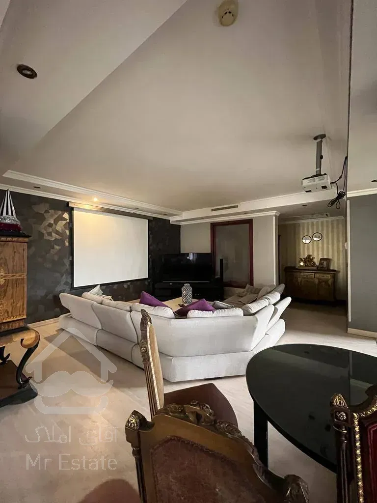 فروش پنت هاوس ۴۳۱ متری در زعفرانیه