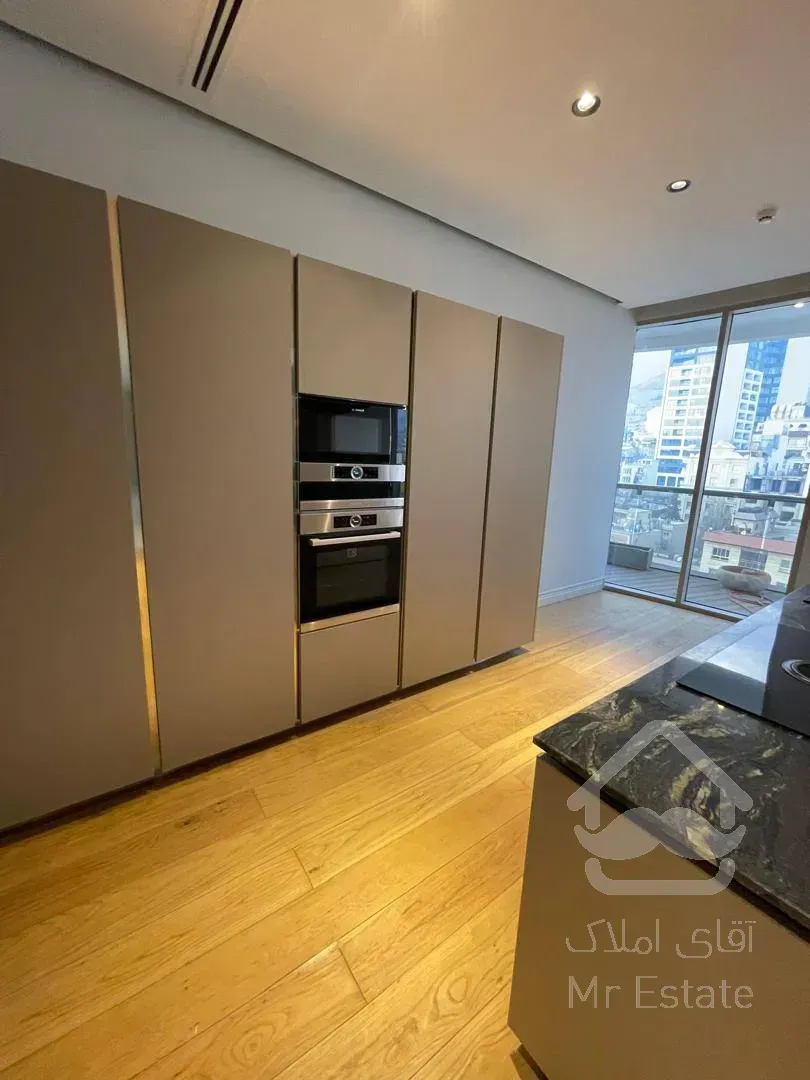 رهن برج مدرن ۳۴۰ متری در زعفرانیه