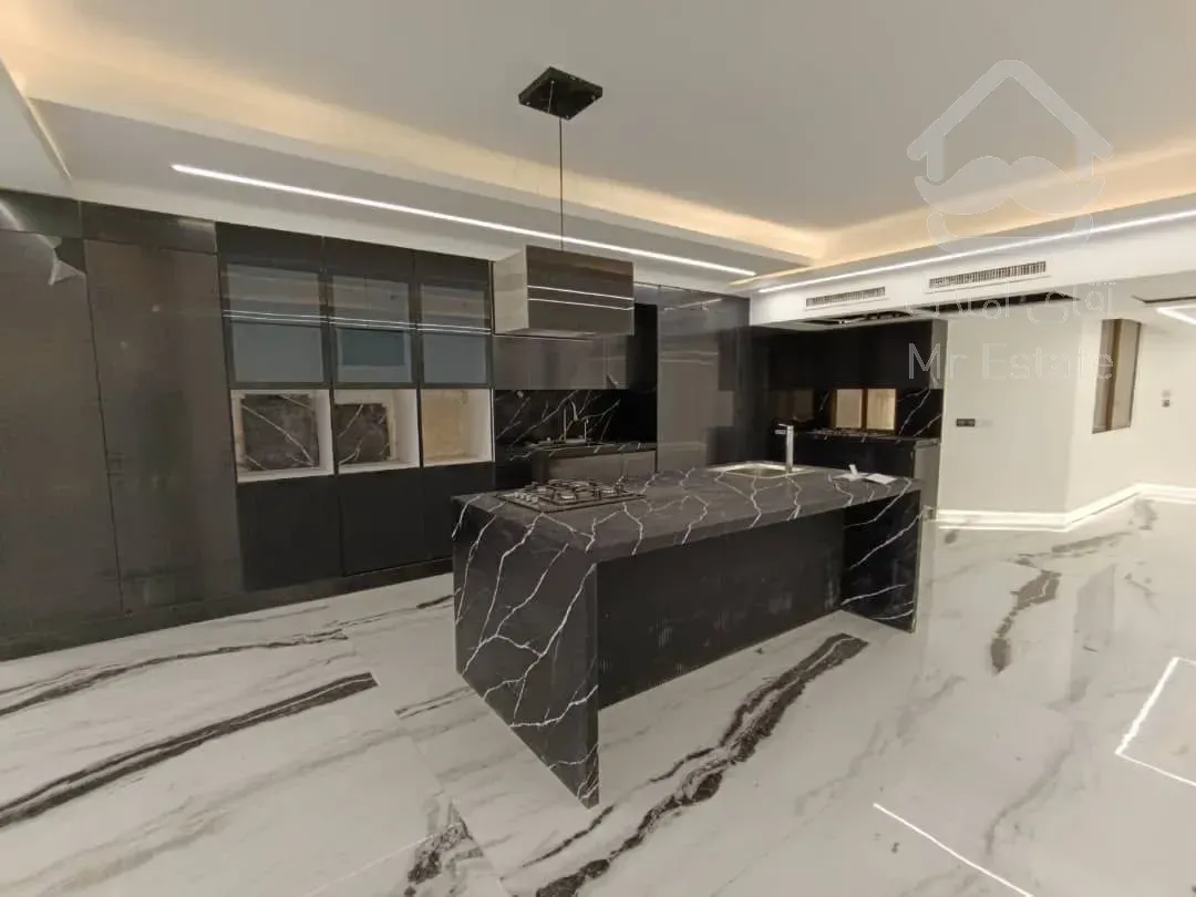 فروش آپارتمان ۲۸۰ متری در فرشته