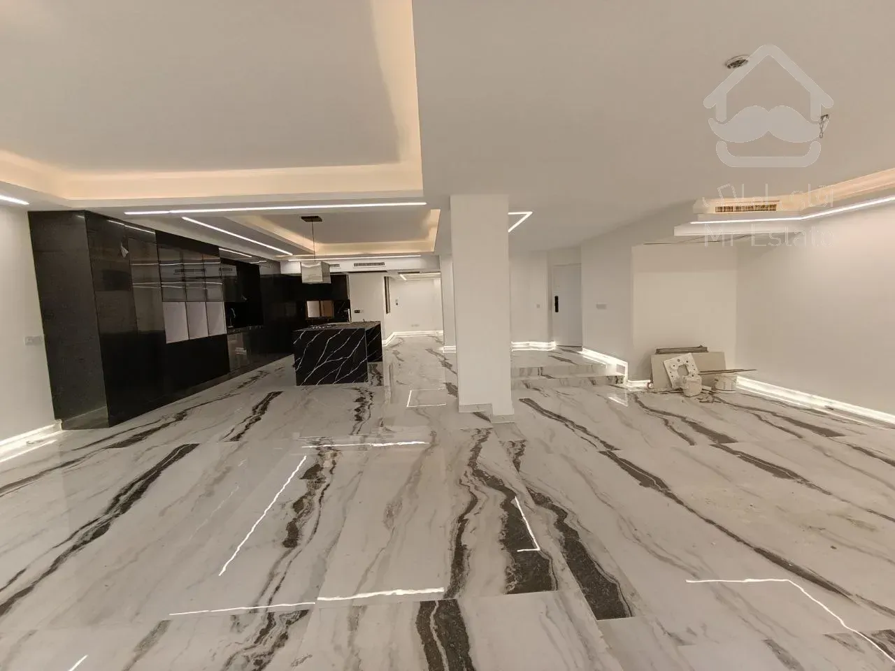 رهن برج ۲۸۰ متری در الهیه