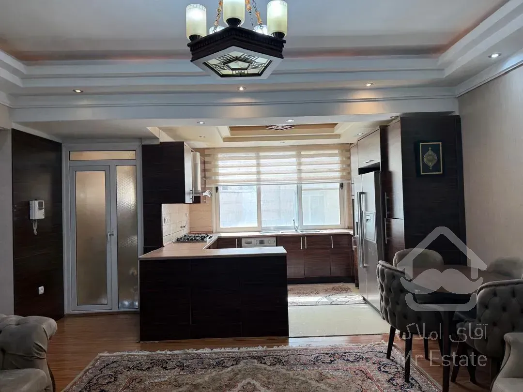 اپارتمان ۸۷ متری در کوی بیمه