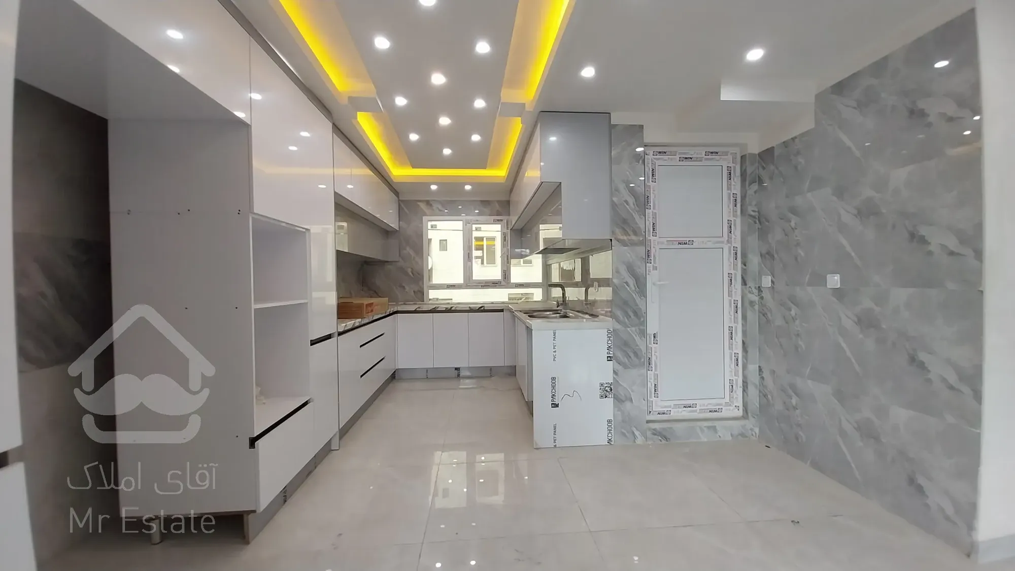 وزرا ۱۸۰ متر موقعیت اداری تک واحدی فول بازسازی