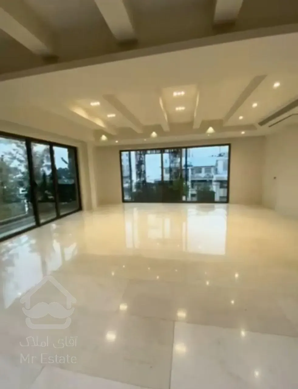 فروش آپارتمان ۲۸۰ متری در درکه