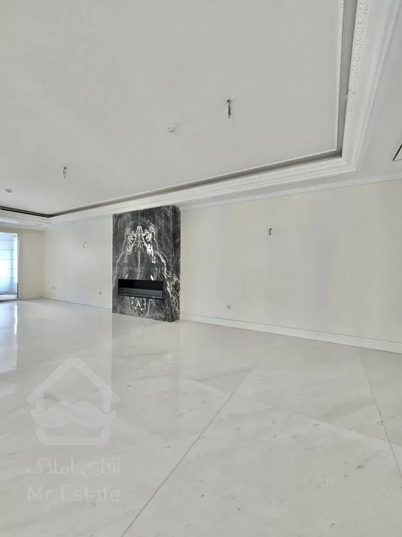 فروش برج باغ ۲۴۳ متری در ولنجک