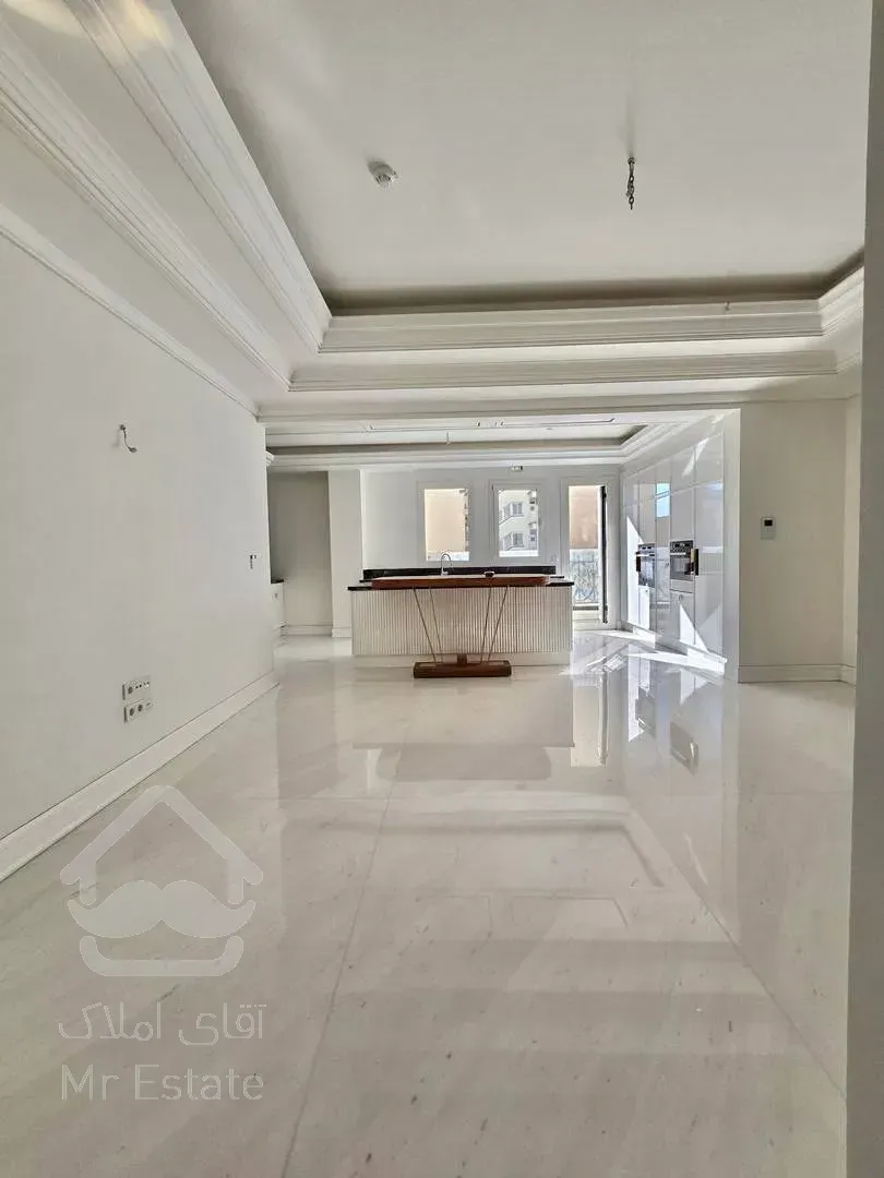 فروش برج باغ ۲۴۳ متری در ولنجک