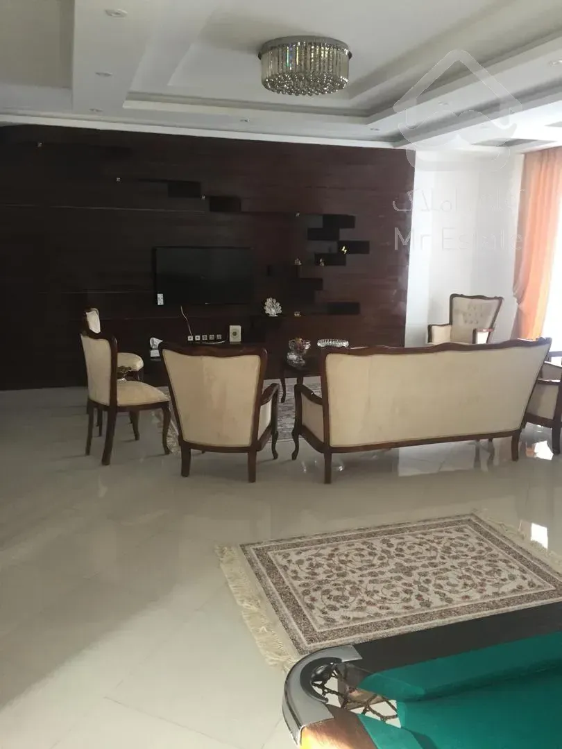 فروش ویلای استخردار 300 متری