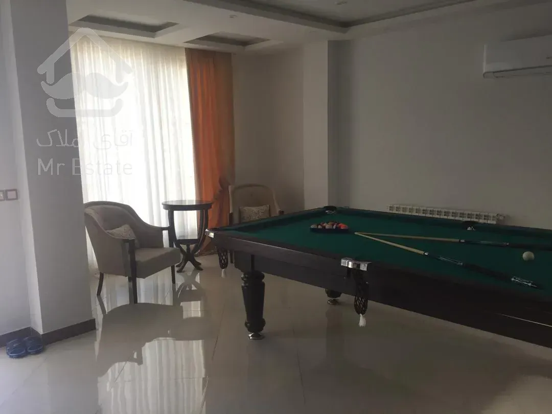 فروش ویلای استخردار 300 متری