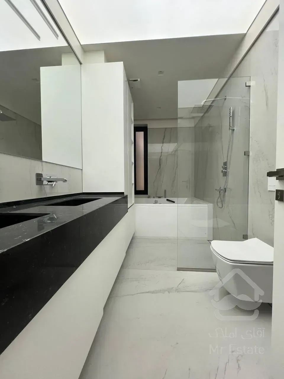 رهن برج مدرن 340 متری در زعفرانیه