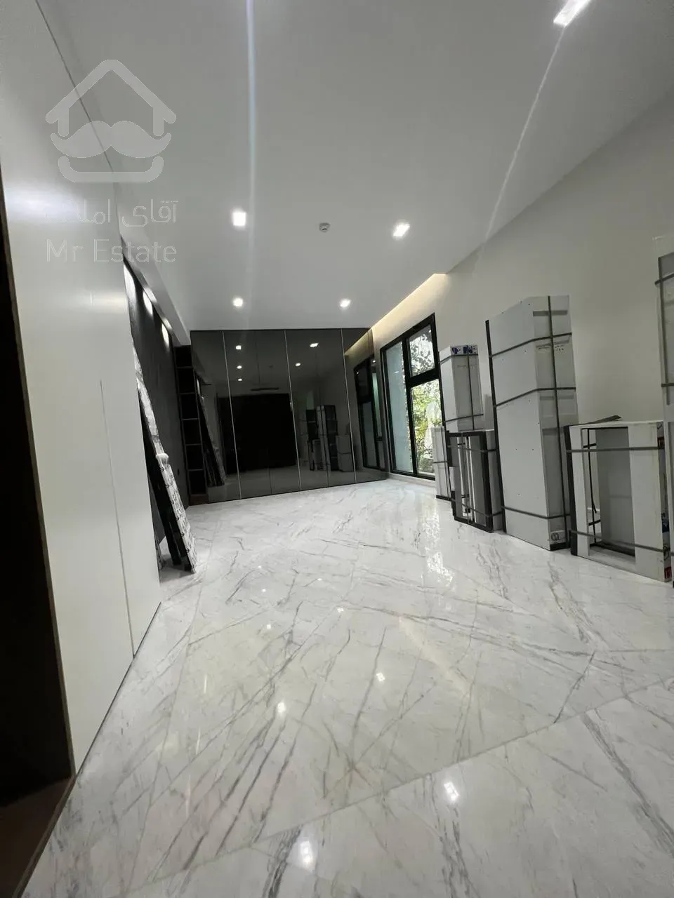 رهن برج مدرن 340 متری در زعفرانیه