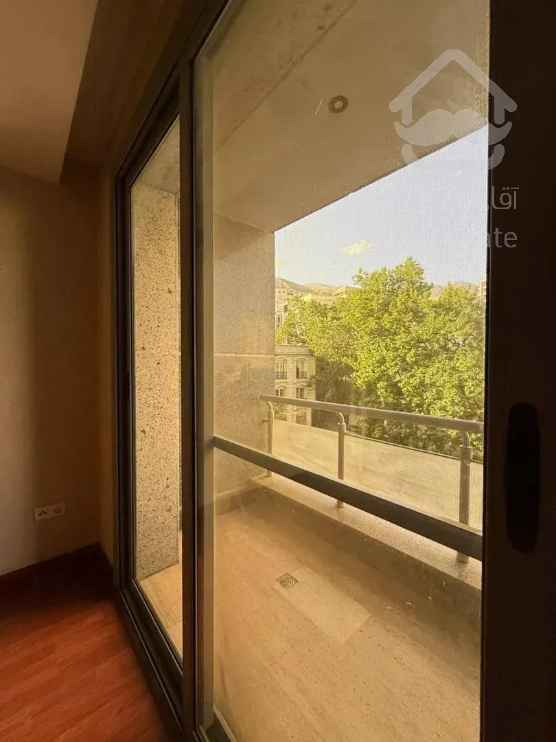 اجاره برج باغ ۱۸۰ متری در زعفرانیه