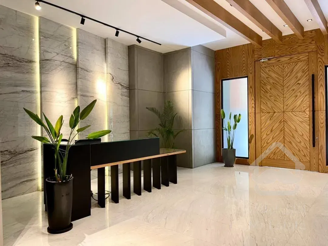 رهن آپارتمان ۲۰۰ متری در زعفرانیه