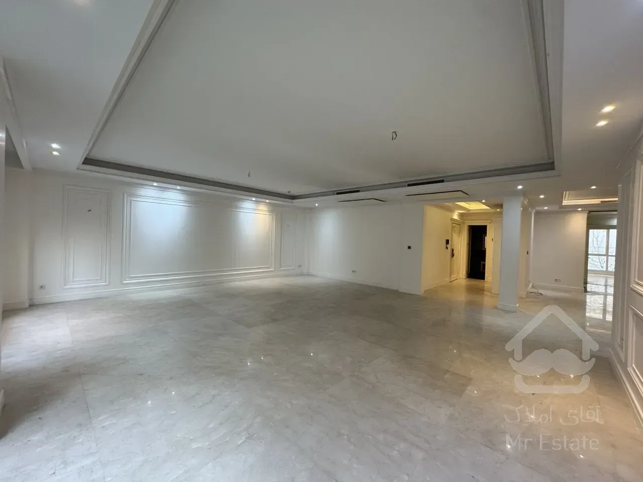 فروش آپارتمان ۲۵۰ متری در محمودیه