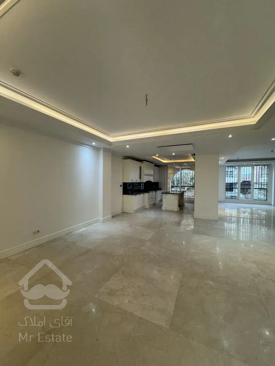 فروش آپارتمان ۲۵۰ متری در محمودیه