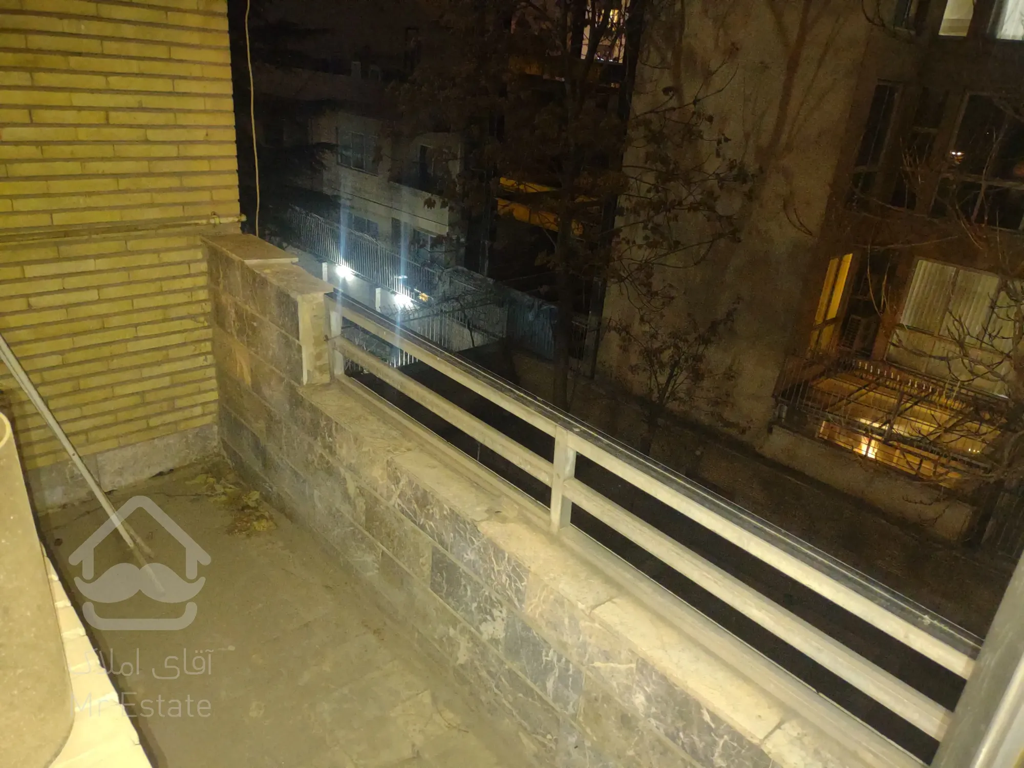 فروش آپارتمان ۱۱۰ متر دو خوابه قدرالسهم دار محدوده کاج