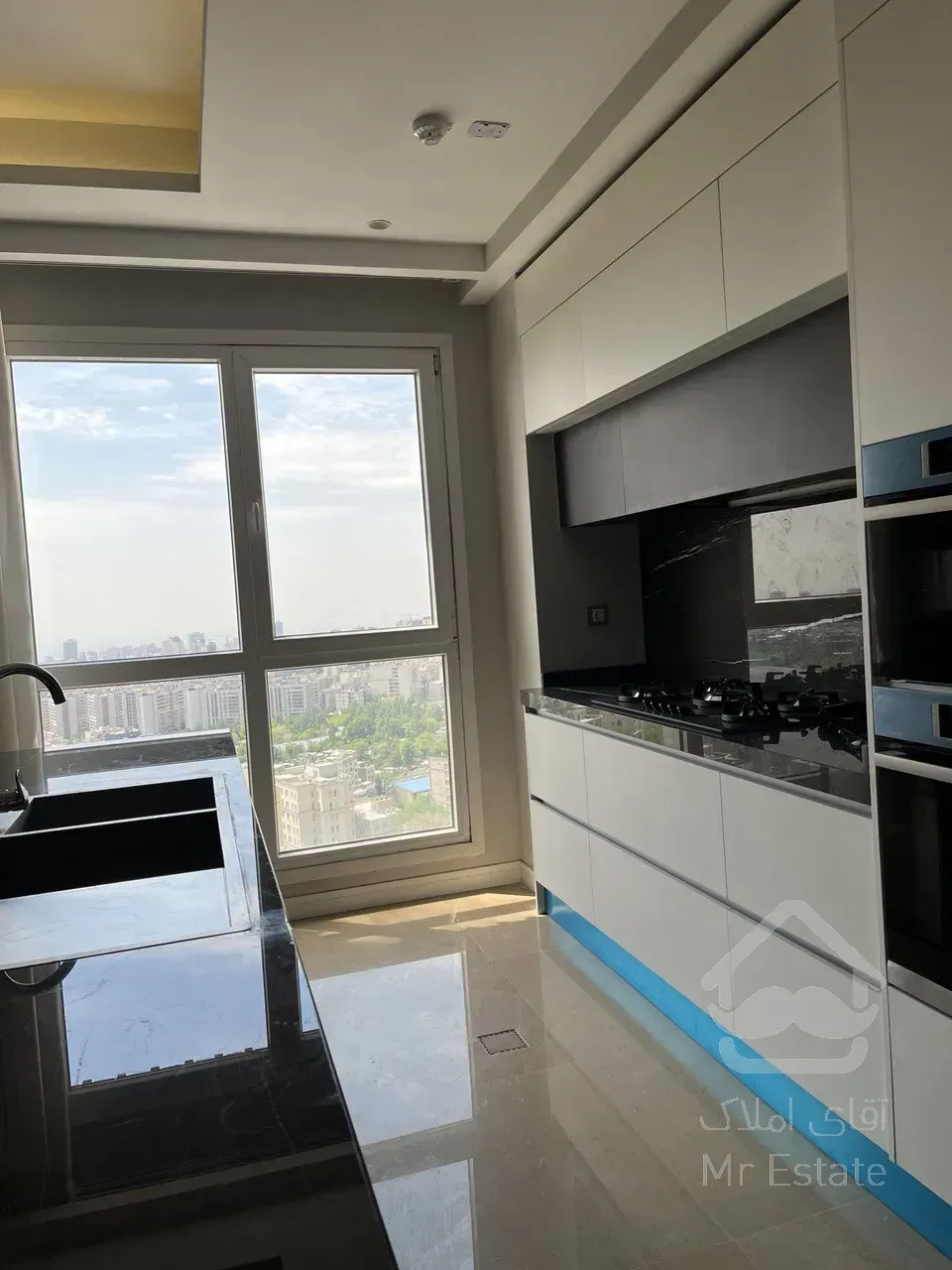 فروش برج باغ ۱۶۰ متری در ولنجک