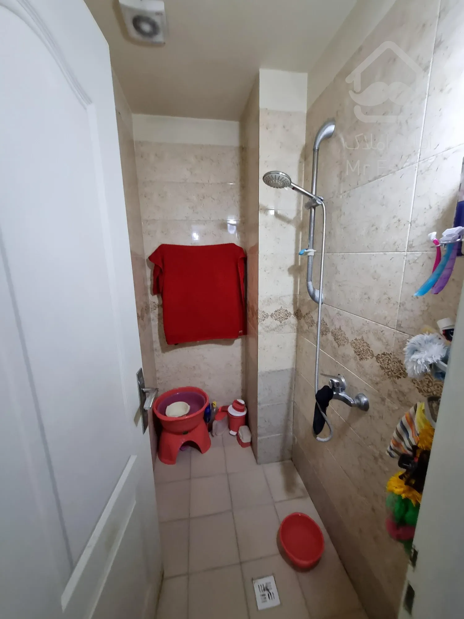 66 متر غرق نور عروسک