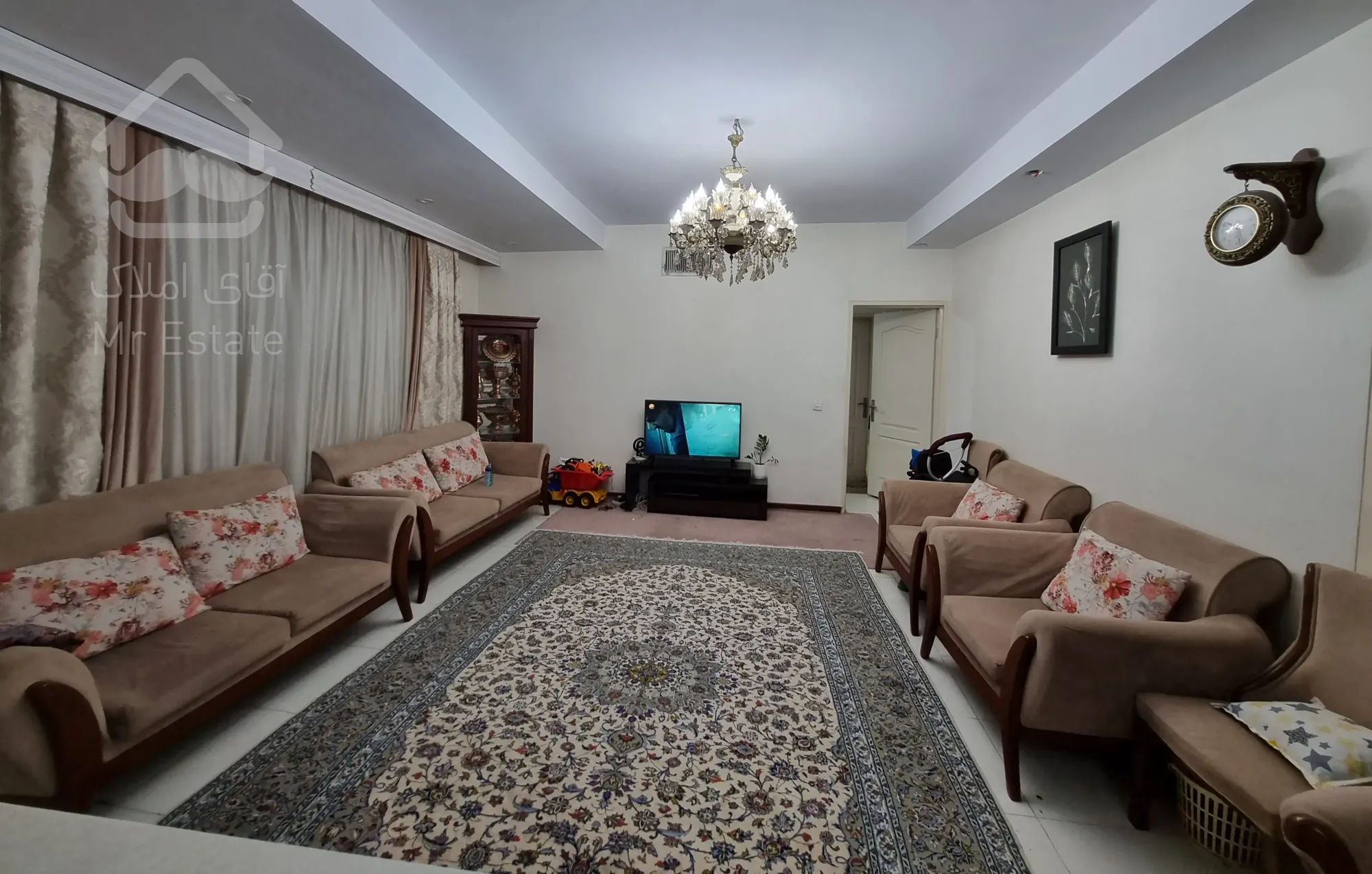 66 متر غرق نور عروسک