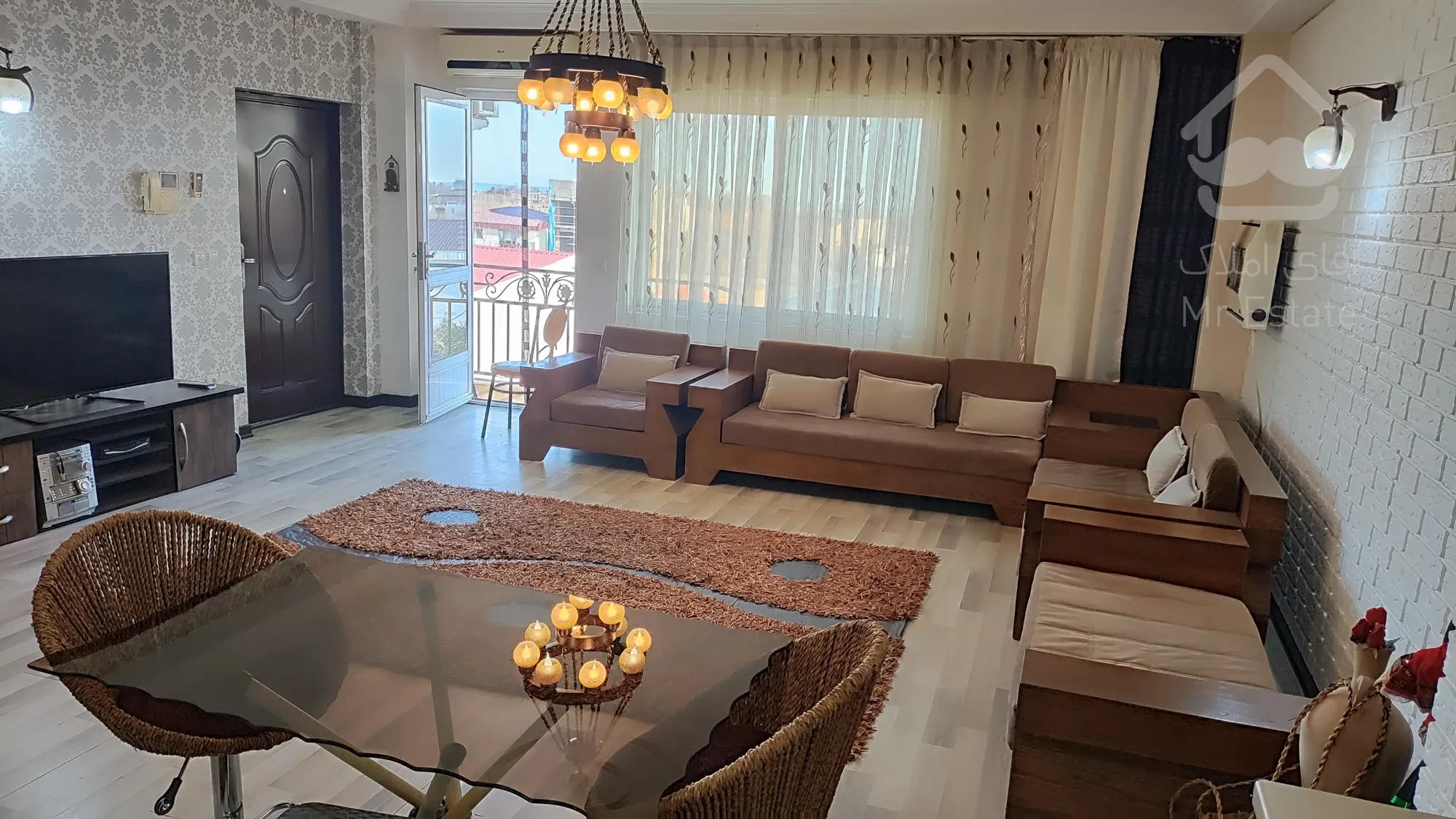 آپارتمان 84 متری نوشهر (ویو دریا ابدی)