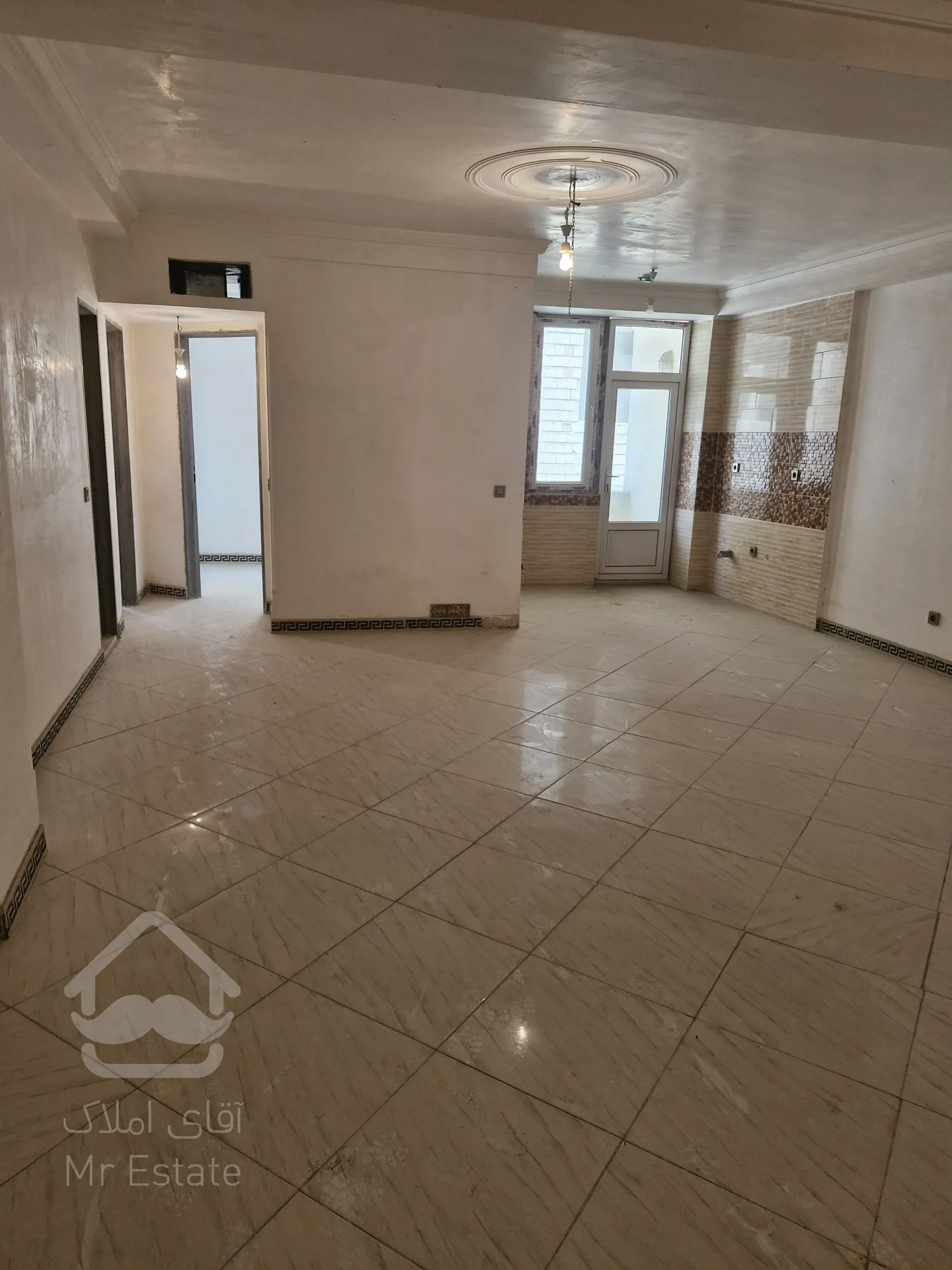 فروش اپارتمان ۷۵ متری با سند تک برگ