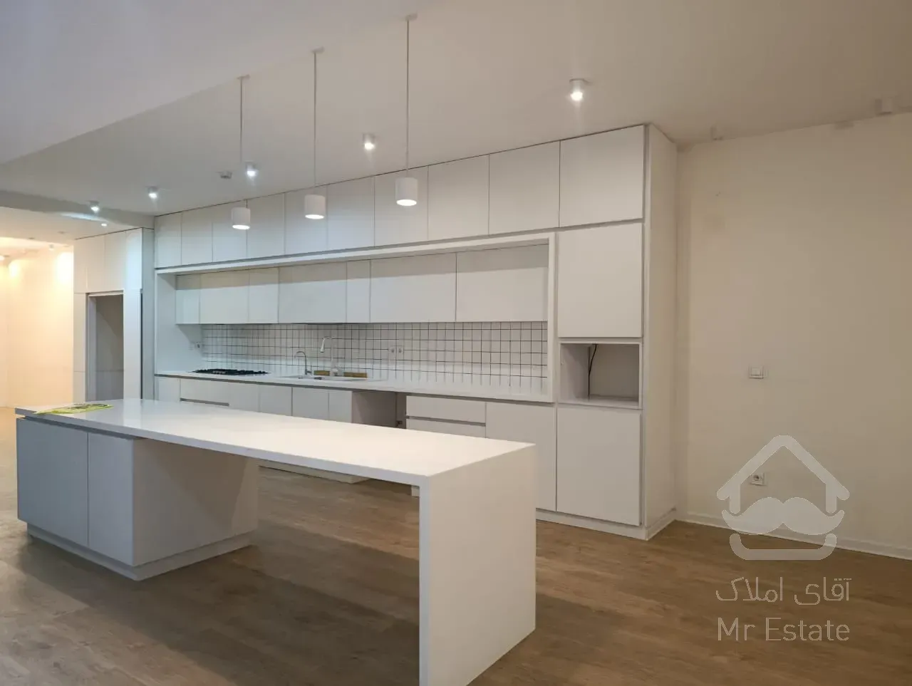 ۱۷۵ متری سه خواب جانبازان شهرک ولیعصر