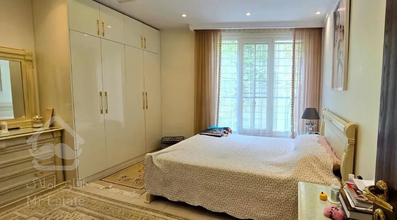 فروش آپارتمان ۱۷۰ متری در محمودیه