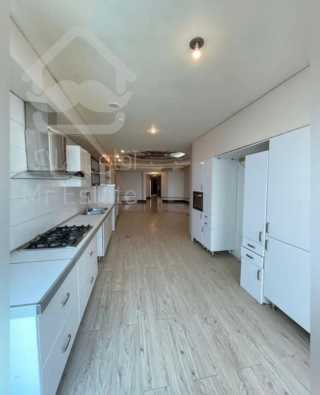 رهن برج باغ ۲۵۵ متری در زعفرانیه