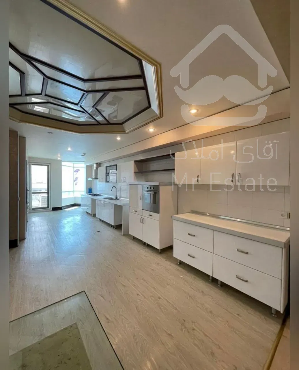 رهن برج باغ ۲۵۵ متری در زعفرانیه