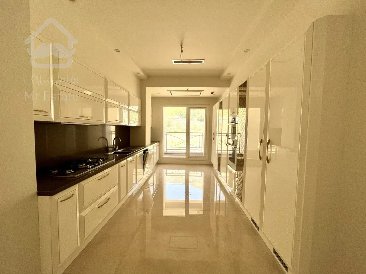 فروش برج باغ ۲۵۰ متری در ولنجک