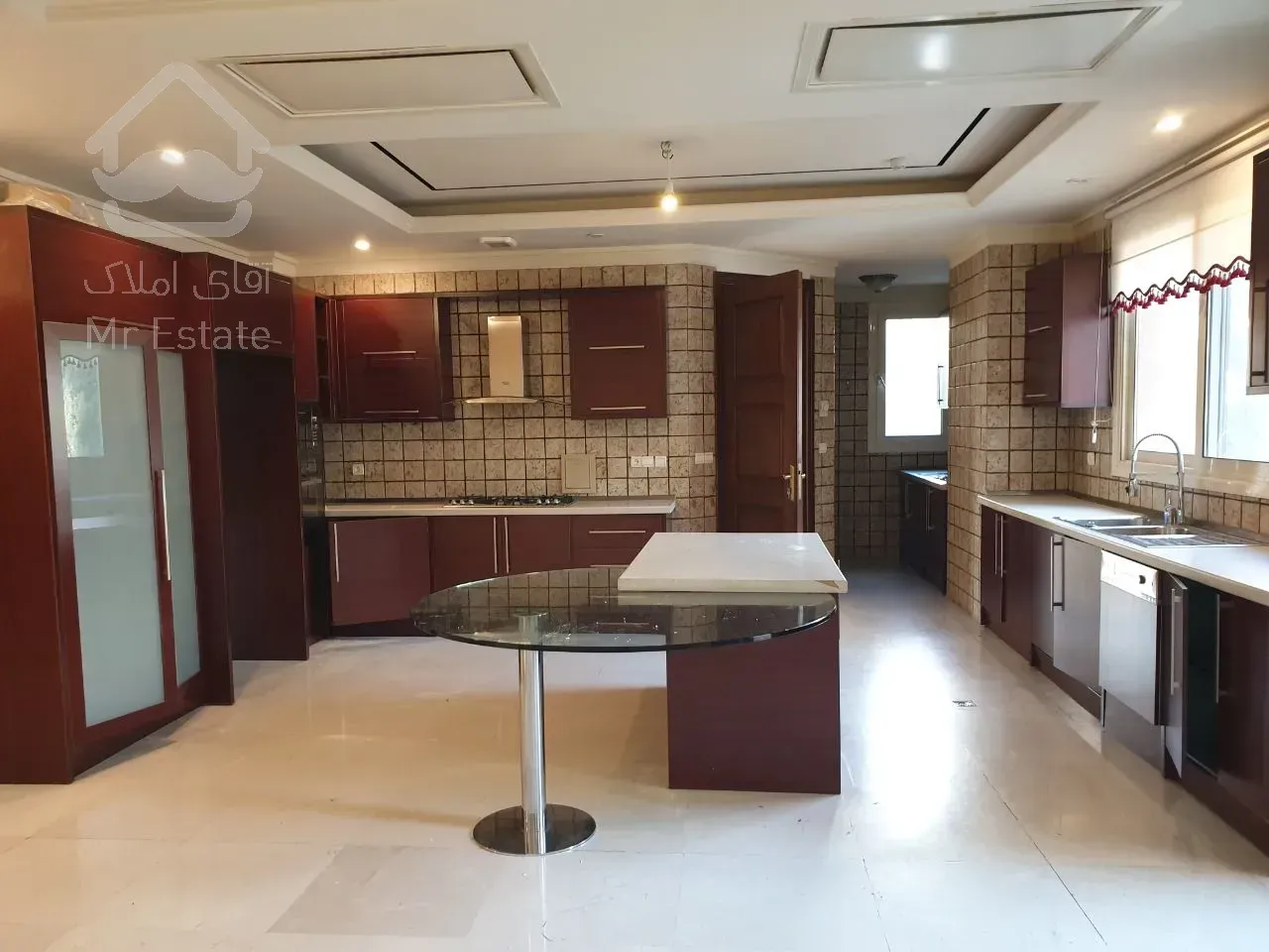 اجاره برج باغ ۳۳۰ متری در ولنجک