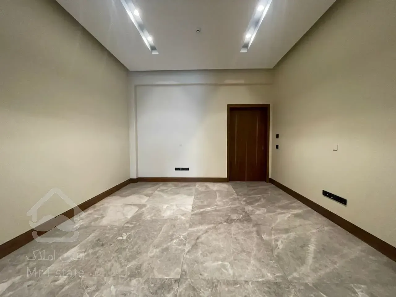 فروش آپارتمان مدرن ۲۰۹ متری در محمودیه