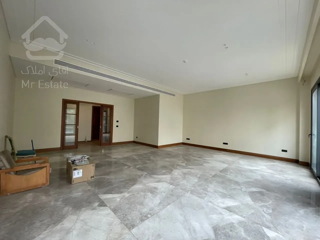 فروش آپارتمان مدرن ۲۰۹ متری در محمودیه