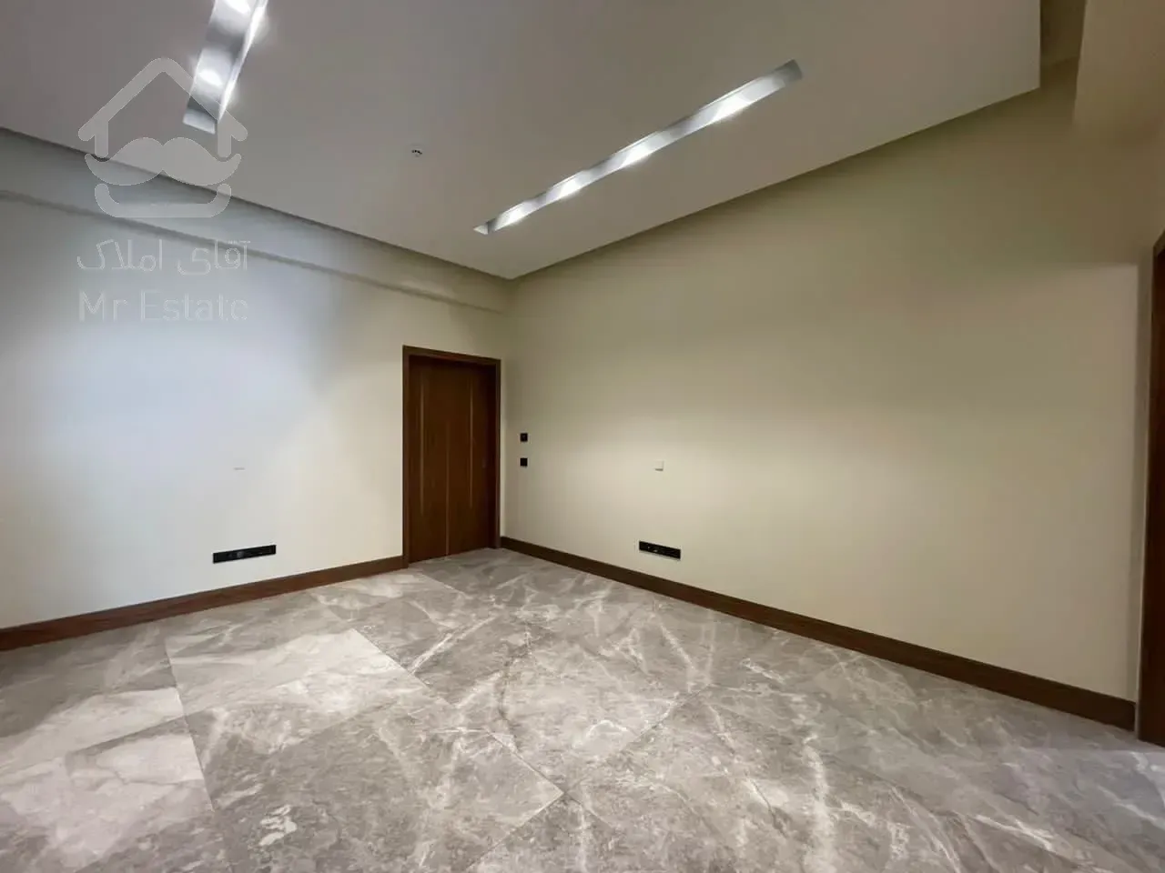 فروش آپارتمان مدرن ۲۰۹ متری در محمودیه