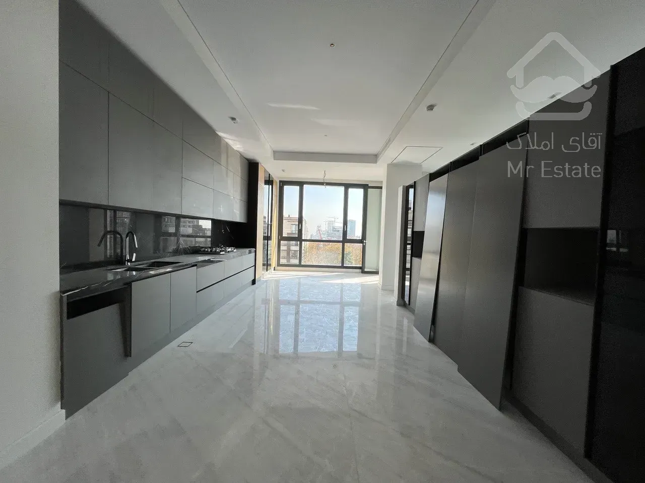 فروش آپارتمان ۳۳۵ متری در محمودیه