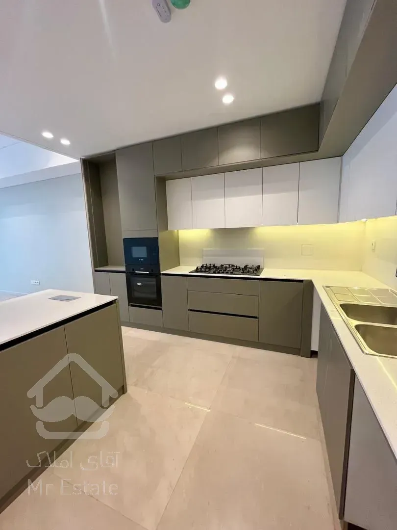 فروش آپارتمان ۱۱۷ متری در محمودیه