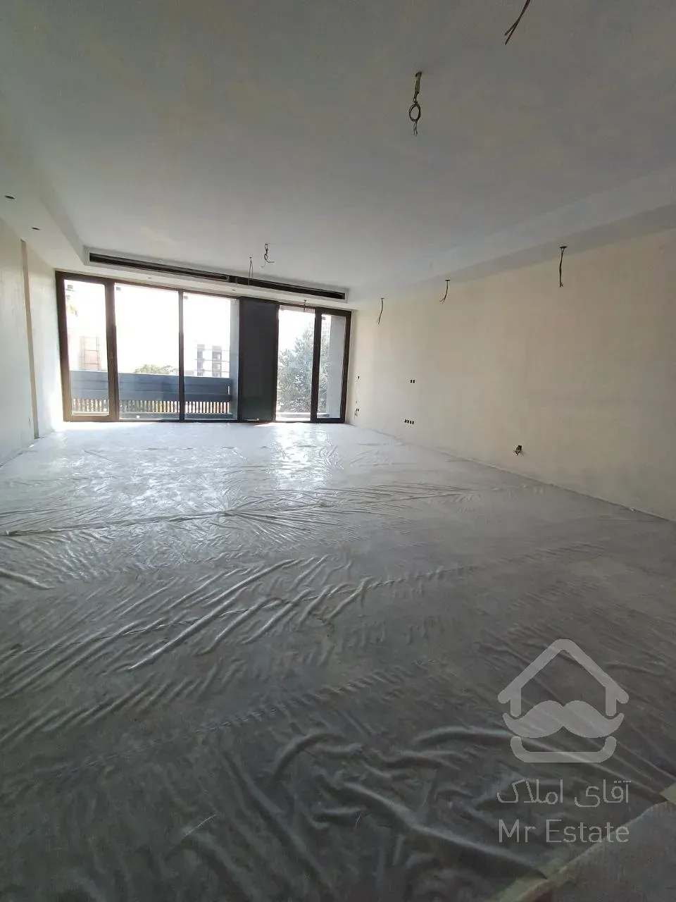 فروش آپارتمان ۲۵۰ متری در محمودیه