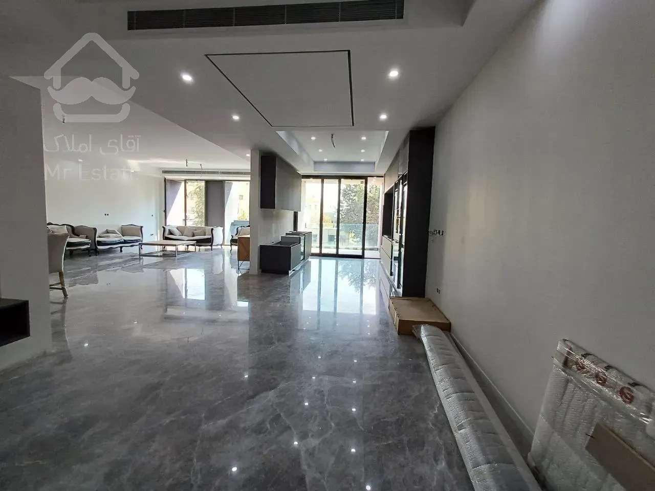 فروش آپارتمان ۲۵۰ متری در محمودیه