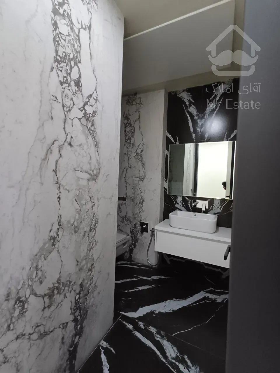 فروش آپارتمان ۲۵۰ متری در محمودیه