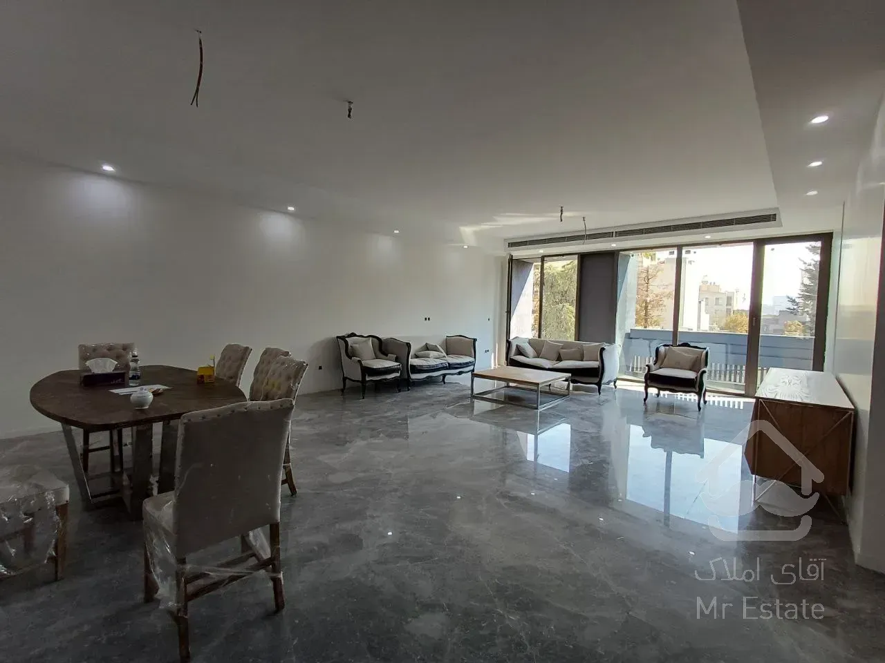 فروش آپارتمان ۲۵۰ متری در محمودیه