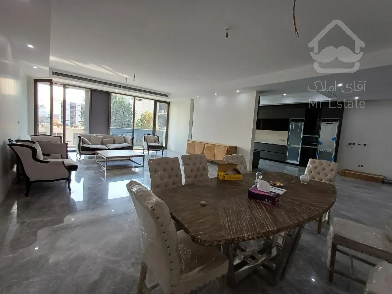 فروش آپارتمان ۲۵۰ متری در محمودیه