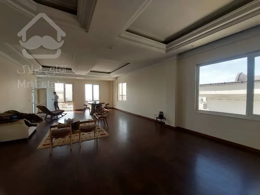 اجاره‌ برج باغ ۲۸۰ متری در ولنجک