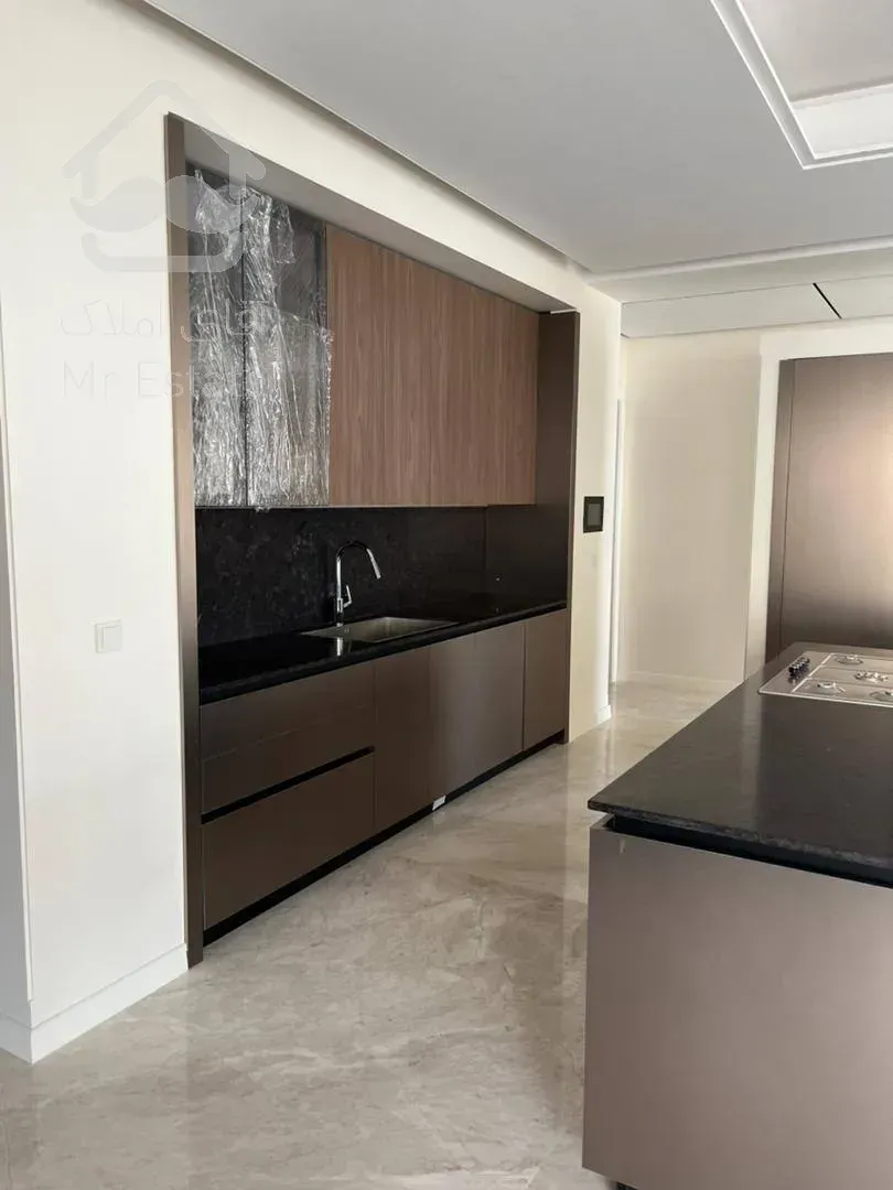 اجاره‌ آپارتمان ۱۸۰ متری در زعفرانیه